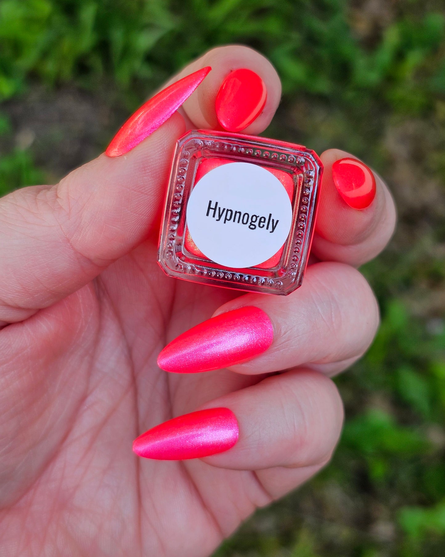 Hypnogely