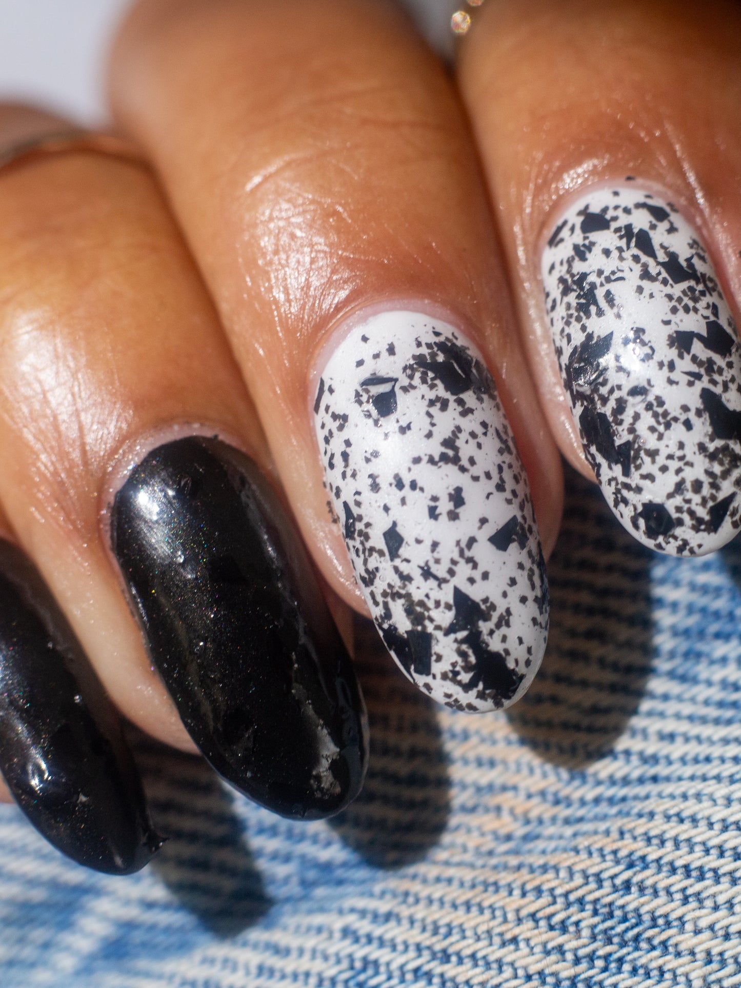Black Hole (Topper)