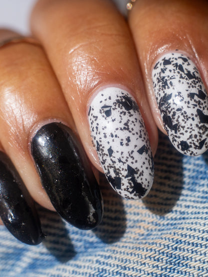Black Hole (Topper)