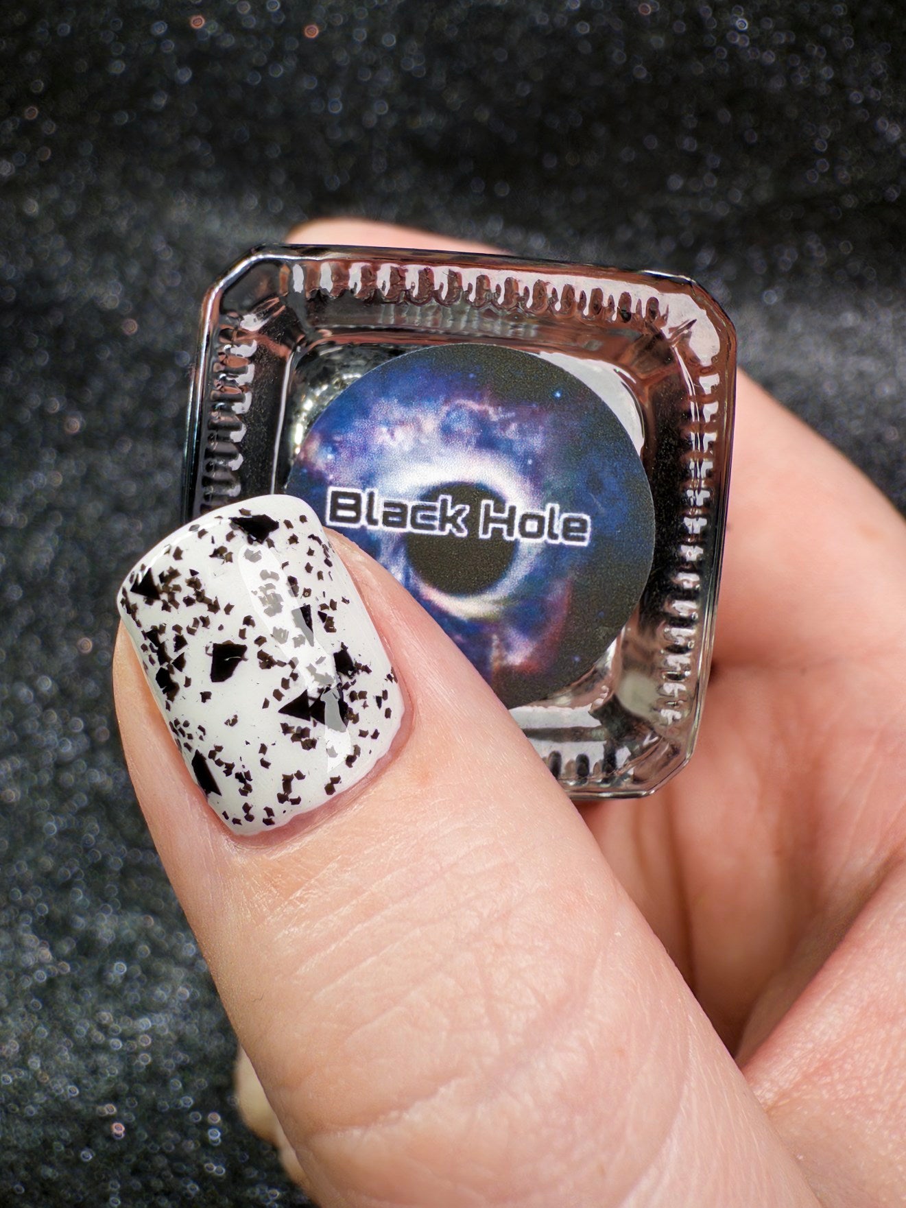 Black Hole (Topper)