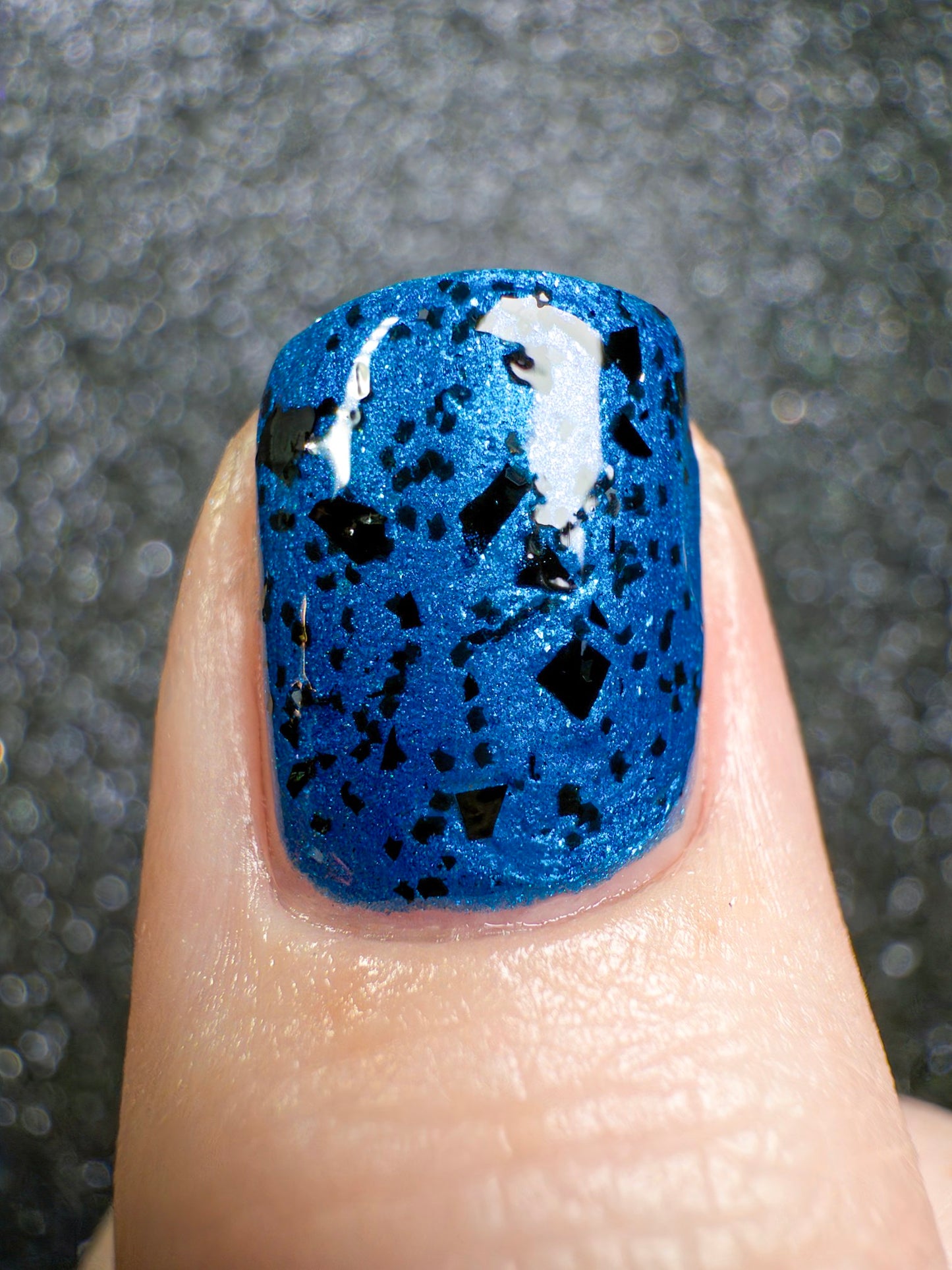 Black Hole (Topper)